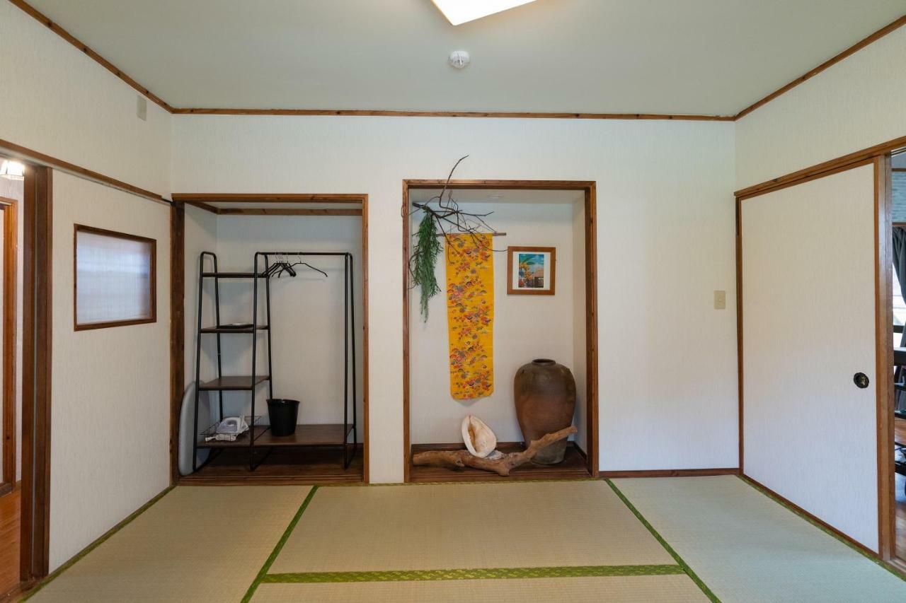 沖縄古民家お宿ななつぼし Okinawa Traditional House Nanatsuboshi 那霸 外观 照片